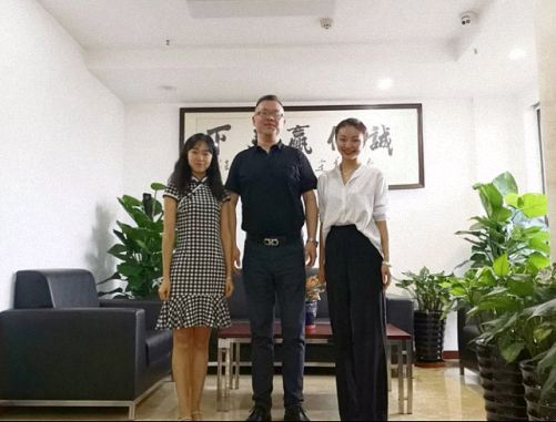 【企業(yè)走訪】——重慶大學(xué)高級工商管理研修班教學(xué)走訪活動434.jpg
