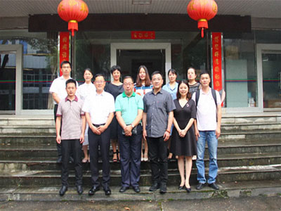 中國管理教育聯(lián)合會(huì)王體星會(huì)長(zhǎng)、實(shí)戰(zhàn)派管理專家翟新兵教授、上海海事大學(xué)高航院副院長(zhǎng)蘇豫教授到訪博海國濟(jì)商學(xué)院江西分院交流工作