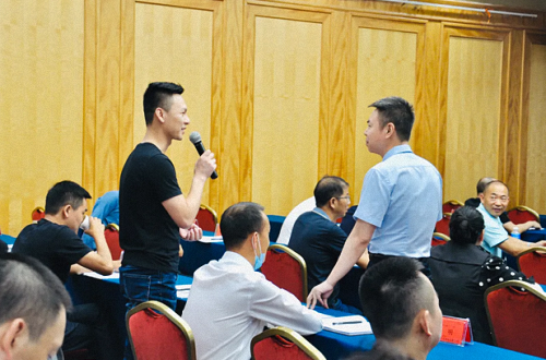 【課程回顧】云南分院總裁班課程秦毅老師《企業(yè)整合營(yíng)銷的規(guī)劃與實(shí)施》課程回顧1007.png