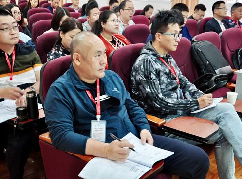 【課程回顧】博海國濟(jì)商學(xué)院云南分院EMBA總裁班《企業(yè)戰(zhàn)略管理》課程圓滿結(jié)束219.jpg