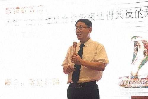 【課程回顧】江西分院7月23日-25日總裁班課程翟新兵教授《戰略性人力資源管理》56.jpg