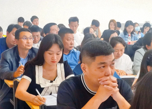 【課程回顧】湖北分院4月20日-21日管理班課程《情境領(lǐng)導(dǎo)力》《高績(jī)效團(tuán)隊(duì)的熔煉》 377.jpg