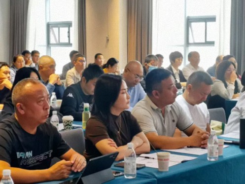 【課程回顧】湖北分院10月19-20日企業家工商管理總裁班《高維人才戰略—經營人心》1096.jpg