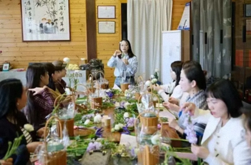東湖畔花事：以指尖美學，赴一場春日心靈SPA——武漢企業家國學人文班&工商管理班插花雅集活動紀實 336.jpg