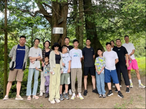 【班級活動】盛夏清涼行，同窗大家庭——江財新商界93班首屆家庭聚會游記722.jpg